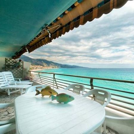 Apartamento Flat Rossi Menton Habitación foto